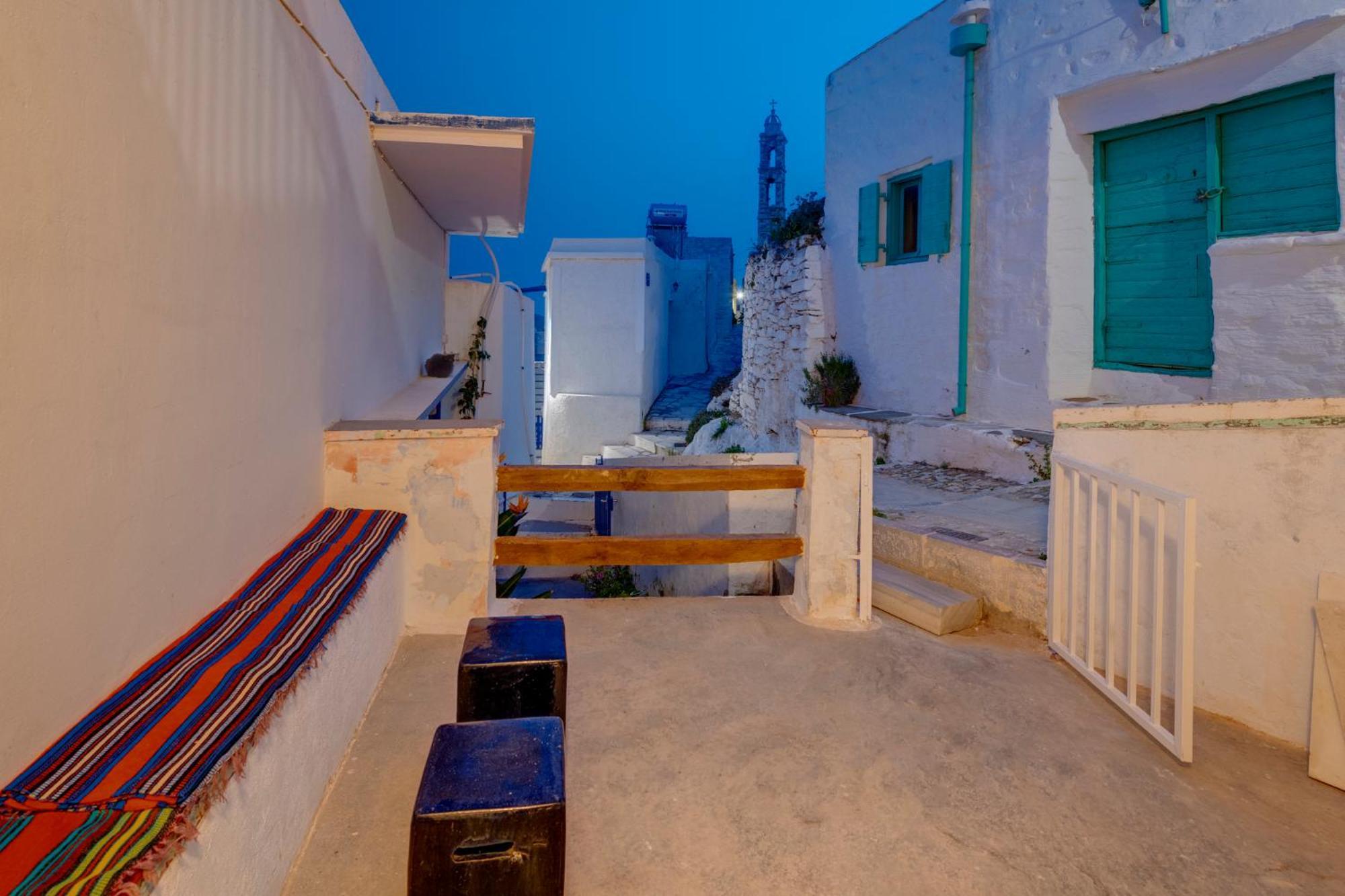 Syros Art House Villa อาโนซีรอส ภายนอก รูปภาพ